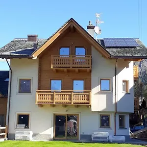 https://chalet-paul.it-lombardy.com